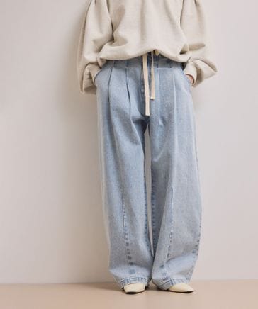 WEB限定】2タックカーブデニムパンツ | [公式]ADAM ET ROPE