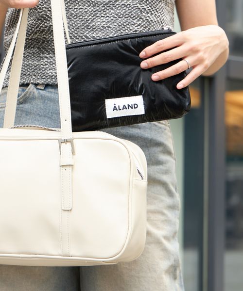 【UNISEX】ALAND/プクプクポーチ シルバー ALグッズ ALAND エーランド 129417 韓国通販 ドットエスティ 【UNISEX】ALAND/プクプクポーチ シルバー ALグッズ ALAND エーランド 129417 韓国通販 ドットエスティ