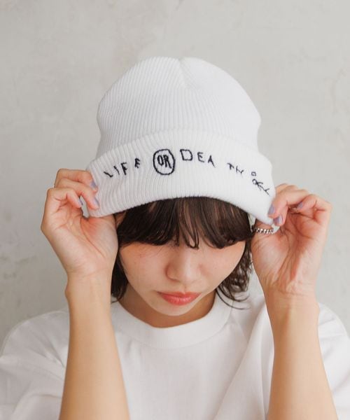 【UNISEX】ALAND×INAPSQUARE/刺繍ビーニー ライトグレー ALグッズ ALAND エーランド 326297 韓国通販 ドットエスティ 【UNISEX】ALAND×INAPSQUARE/刺繍ビーニー ライトグレー ALグッズ ALAND エーランド 326297 韓国通販 ドットエスティ
