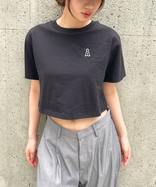 ALAND/Aロゴクロップド半袖T シルバー S ALグッズ ALAND エーランド 571555 韓国通販 ドットエスティ ALAND/Aロゴクロップド半袖T シルバー S ALグッズ ALAND エーランド 571555 韓国通販 ドットエスティ