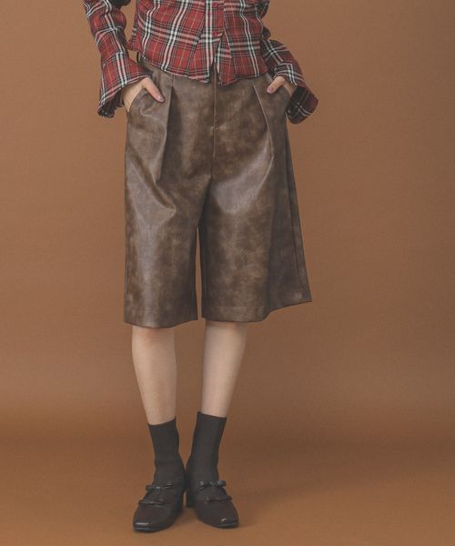 3.3 Field Trip/フェイクレザーハーフパンツ ライトベージュ M ウィメンズボトムス ALAND エーランド 591470 韓国通販 ドットエスティ 3.3 Field Trip/フェイクレザーハーフパンツ ライトベージュ M ウィメンズボトムス ALAND エーランド 591470 韓国通販 ドットエスティ