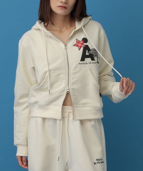 一部カラー予約【UNISEX】Wai Kei×ALAND/AワッペンZIPフーディ-(ウラケ) ベージュ S ユニインナー ALAND エーランド 611142 韓国通販 ドットエスティ 一部カラー予約【UNISEX】Wai Kei×ALAND/AワッペンZIPフーディ-(ウラケ) ベージュ S ユニインナー ALAND エーランド 611142 韓国通販 ドットエスティ