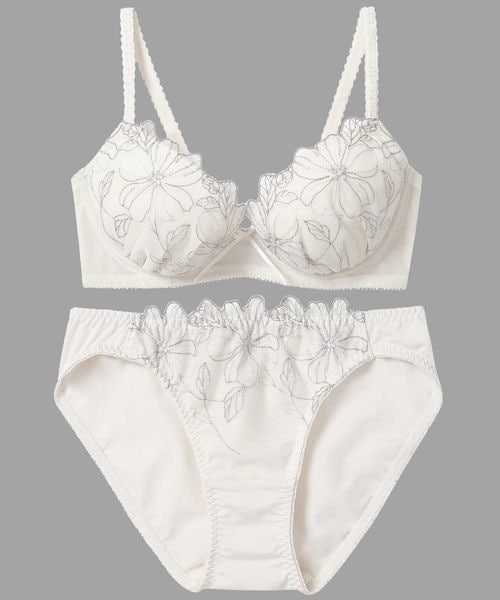 AMPHI 【アンフィ】ブラジャー ショーツセット/BCC231 ホワイト 33インチ インティメイト アンフィ 253739 and ST アンドエスティ(旧ドットエスティ) AMPHI 【アンフィ】ブラジャー ショーツセット/BCC231 ホワイト 33インチ インティメイト アンフィ 253739 and ST アンドエスティ(旧ドットエスティ)