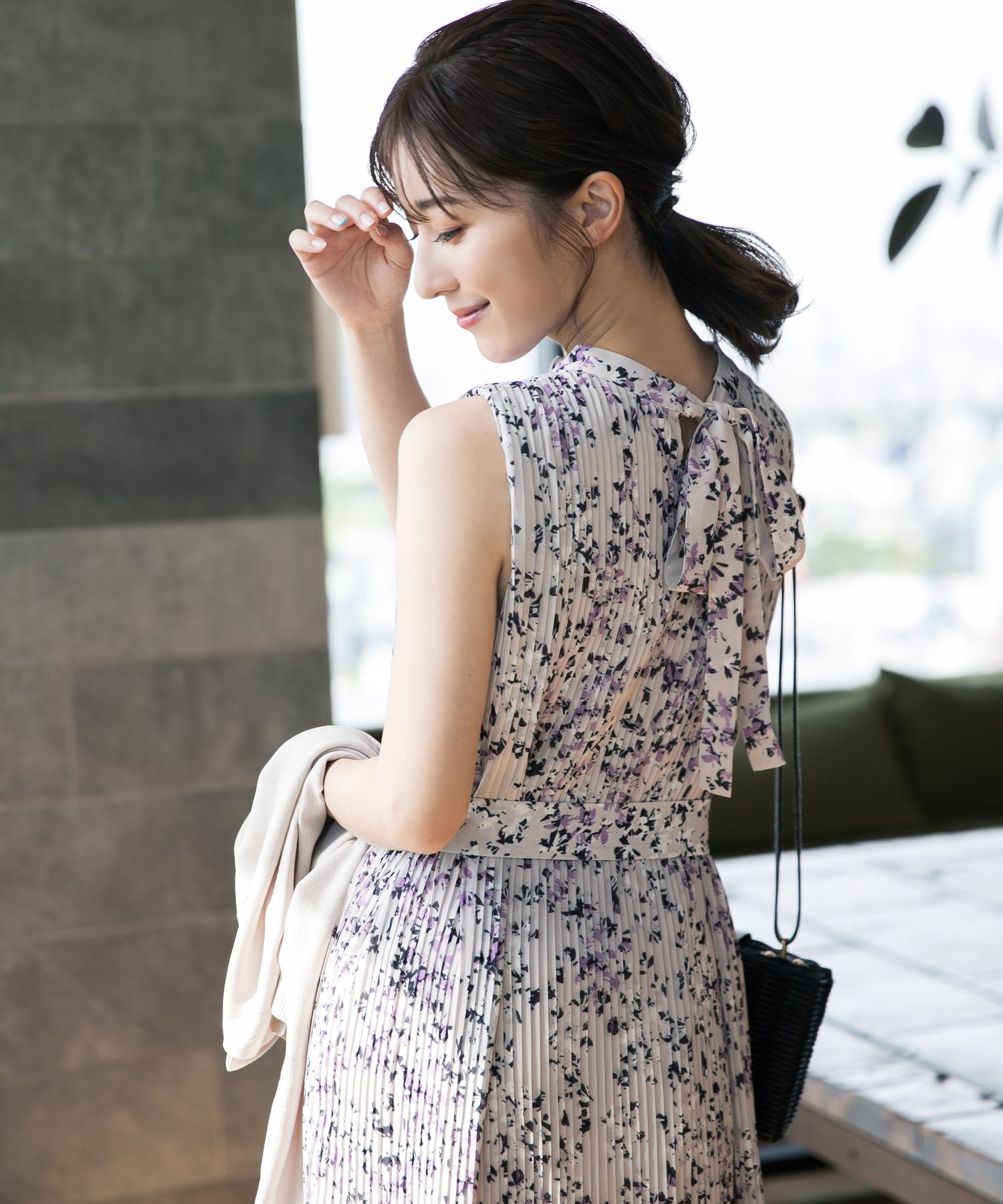 Andemiu 印象美人キカフラワープリーツワンピース | drcossia.com.ar
