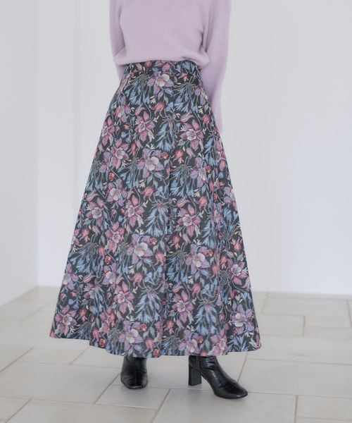 Andemiu フラワージャガードフレアスカート ブラック FREE ウィメンズボトムス アンデミュウ 606123 and ST アンドエスティ（旧ドットエスティ）