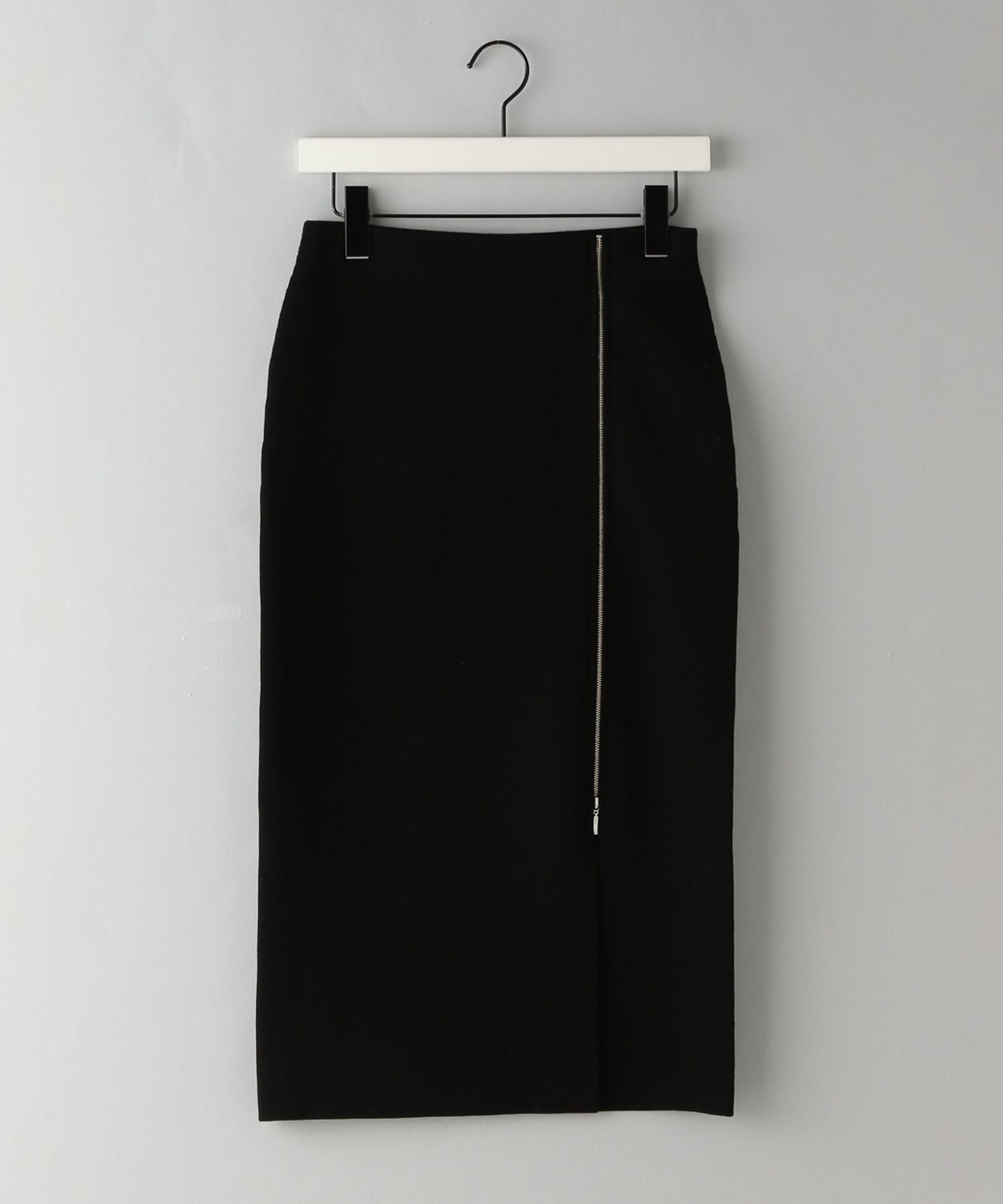 【新品】定価¥99,300◼️VIKTOR\u0026ROLF シルクSKIRT状態新品