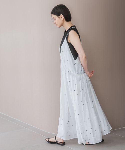 apart by lowrys】ドットシシュウキャミワンピース