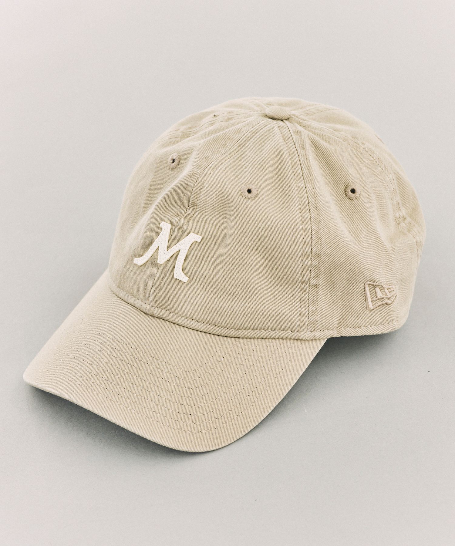 追加予約】【WEB限定】【MICA&DEAL】NEW ERA Mキャップ | [公式