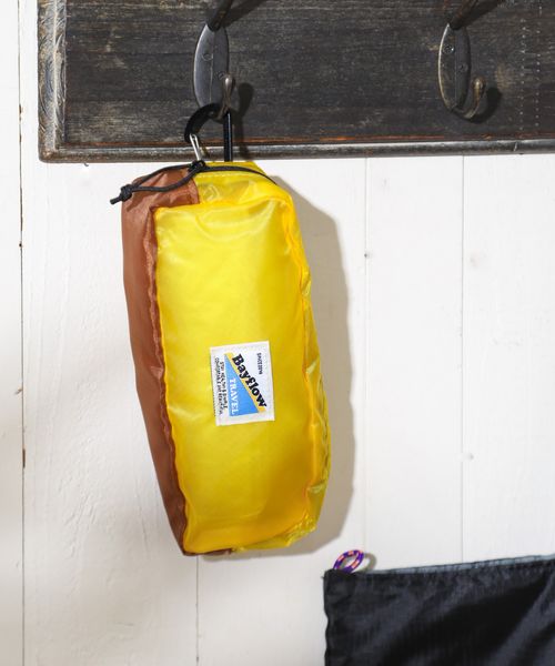 BAYFLOW [マルチWAYで使える]【Cobmaster（コブマスター）×BAYFLOW】スクエアポーチ トラベル イエロー ベイフロー 112498 and ST アンドエスティ（旧ドットエスティ）