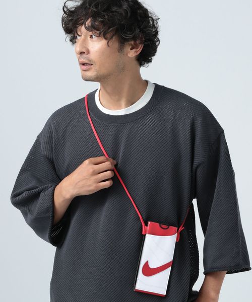 BAYFLOW 【NIKE(ナイキ)】スマートフォンショルダーケース レッド FREE メンズグッズ ベイフロー 117888 and ST アンドエスティ(旧ドットエスティ) BAYFLOW 【NIKE(ナイキ)】スマートフォンショルダーケース レッド FREE メンズグッズ ベイフロー 117888 and ST アンドエスティ(旧ドットエスティ)