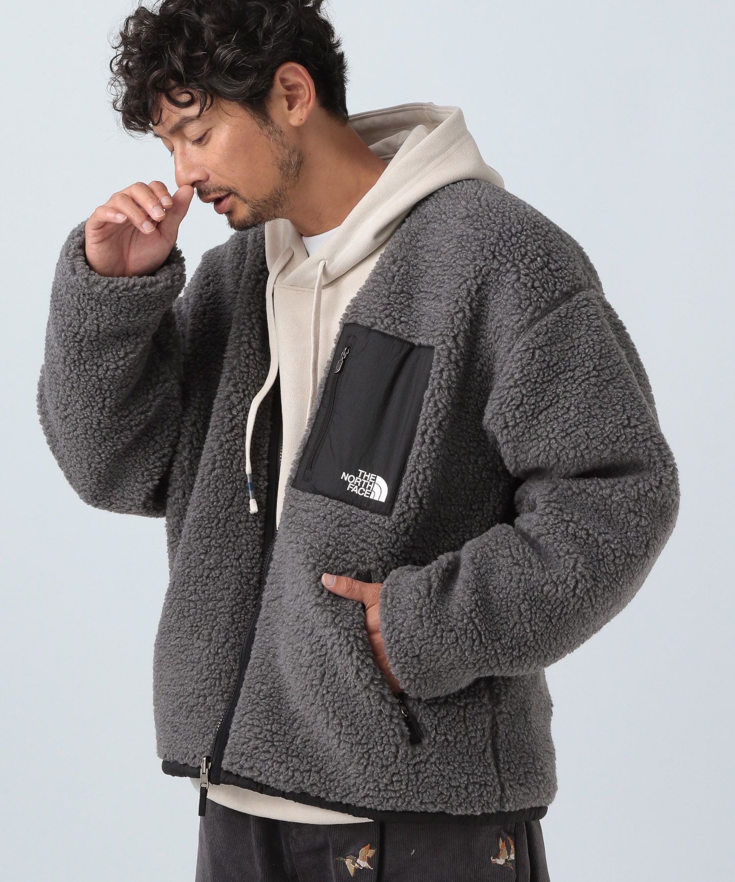 【THE NORTH FACE(ザノースフェイス)】リバーシブル