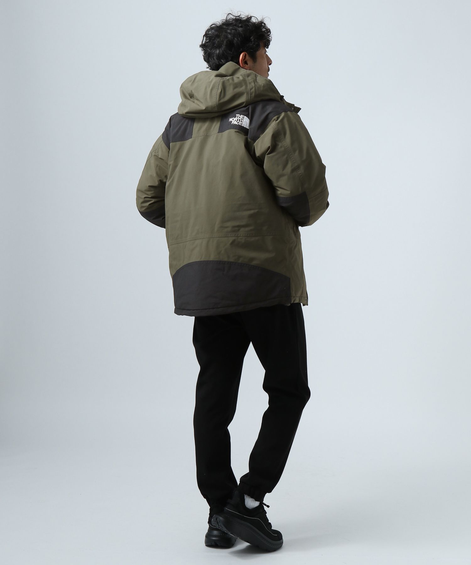 THE NORTH FACE(ザノースフェイス)】MOUNTAIN DOWN JACKET | [公式