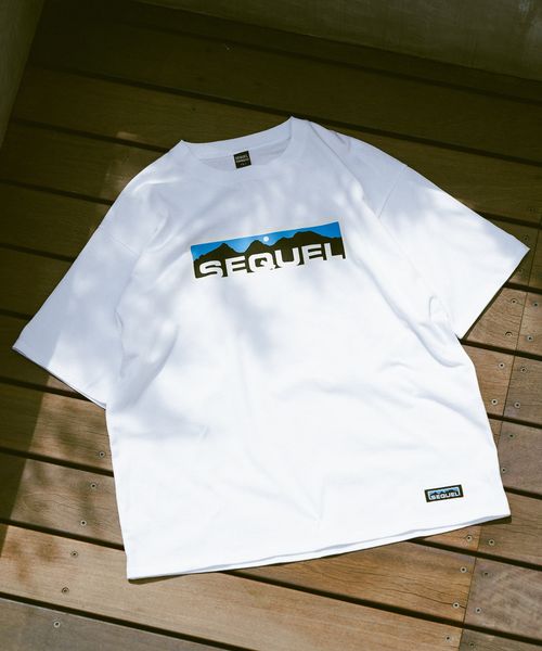 【SEQUEL(シークエル）×BAYFLOW】ロゴS/S Tシャツ
