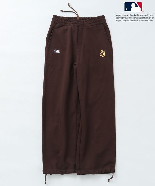 BAYFLOW 【MLB(メジャーリーグベースボール)】チームロゴスウェットパンツ ライトベージュ M メンズボトムス ベイフロー 284370 and ST アンドエスティ(旧ドットエスティ) BAYFLOW 【MLB(メジャーリーグベースボール)】チームロゴスウェットパンツ ライトベージュ M メンズボトムス ベイフロー 284370 and ST アンドエスティ(旧ドットエスティ)
