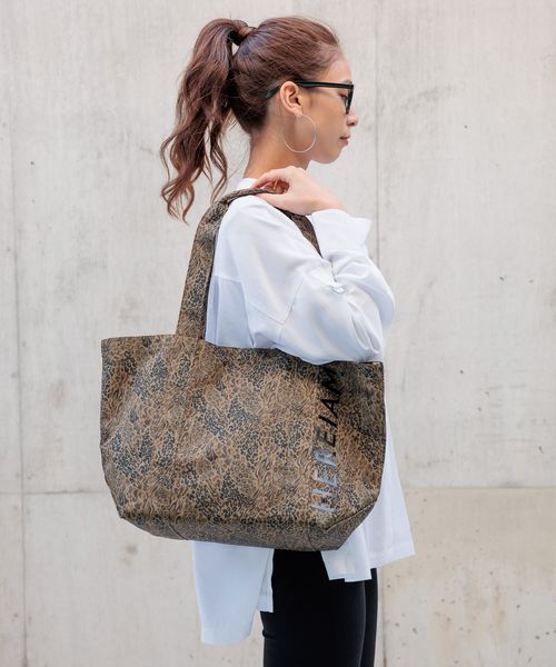 BAYFLOW 【HEREIAM】撥水/WロゴマルチトートBAG カーキ FREE アクティブ ベイフロー 325840 and ST アンドエスティ(旧ドットエスティ) BAYFLOW 【HEREIAM】撥水/WロゴマルチトートBAG カーキ FREE アクティブ ベイフロー 325840 and ST アンドエスティ(旧ドットエスティ)