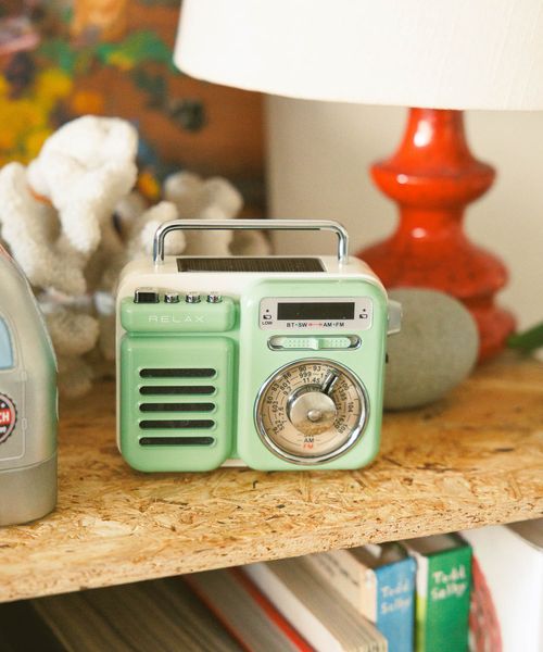 BAYFLOW [1台7役!!ラジオも音楽も楽しめる]マルチレトロラジオ モバイル グリーン ベイフロー 353685 and ST アンドエスティ（旧ドットエスティ）