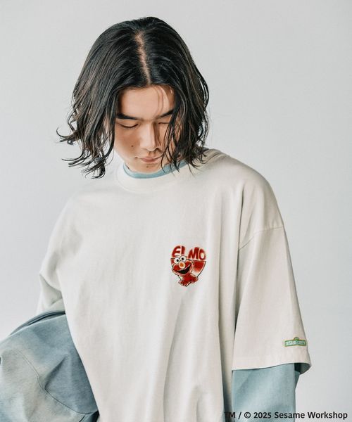 BAYFLOW 【SESAME STREET(セサミストリート)】別注アソートプリント半袖Tシャツ ライトグレー L メンズインナー ベイフロー 491858 and ST アンドエスティ(旧ドットエスティ) BAYFLOW 【SESAME STREET(セサミストリート)】別注アソートプリント半袖Tシャツ ライトグレー L メンズインナー ベイフロー 491858 and ST アンドエスティ(旧ドットエスティ)