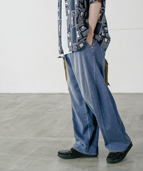 BAYFLOW [軽量ストレッチ]ソフトデニムワイドツイストパンツ ブルー S メンズボトムス ベイフロー 497072 and ST アンドエスティ（旧ドットエスティ）