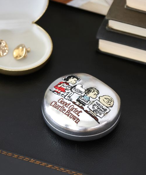 BAYFLOW 【PEANUTS】マルチミラーケース(ラウンド) インバック グレー ベイフロー 497103 and ST アンドエスティ(旧ドットエスティ) BAYFLOW 【PEANUTS】マルチミラーケース(ラウンド) インバック グレー ベイフロー 497103 and ST アンドエスティ(旧ドットエスティ)