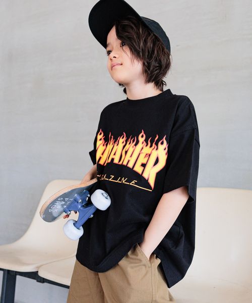 BAYFLOW 【THRASHER(スラッシャー)】別注ポスターロゴT(KIDS) シルバー キッズ ベイフロー 497354 and ST アンドエスティ(旧ドットエスティ) BAYFLOW 【THRASHER(スラッシャー)】別注ポスターロゴT(KIDS) シルバー キッズ ベイフロー 497354 and ST アンドエスティ(旧ドットエスティ)
