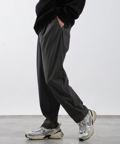 BAYFLOW 【WONDER SHAPE(ワンダーシェイプ)】ワンタックトラウザー チャコールグレー S メンズボトムス ベイフロー 583723 and ST アンドエスティ(旧ドットエスティ) BAYFLOW 【WONDER SHAPE(ワンダーシェイプ)】ワンタックトラウザー チャコールグレー S メンズボトムス ベイフロー 583723 and ST アンドエスティ(旧ドットエスティ)