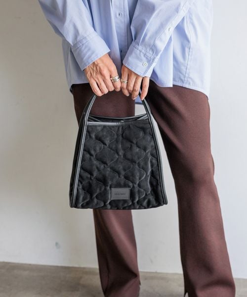 BAYFLOW 【HEREIAM】スエードキルトミニBAG シルバー FREE アクティブ ベイフロー 592491 and ST アンドエスティ(旧ドットエスティ) BAYFLOW 【HEREIAM】スエードキルトミニBAG シルバー FREE アクティブ ベイフロー 592491 and ST アンドエスティ(旧ドットエスティ)