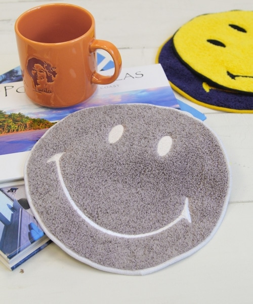 BAYFLOW [珍しい丸型フォルム!]SMILEタオルハンカチ バスＦＡＢ グレー ベイフロー 797522 and ST アンドエスティ（旧ドットエスティ）