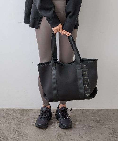 BAYFLOW 再入荷!!【HEREIAM】スポーティWロゴトート シルバー FREE アクティブ ベイフロー 996276 and ST アンドエスティ(旧ドットエスティ) BAYFLOW 再入荷!!【HEREIAM】スポーティWロゴトート シルバー FREE アクティブ ベイフロー 996276 and ST アンドエスティ(旧ドットエスティ)