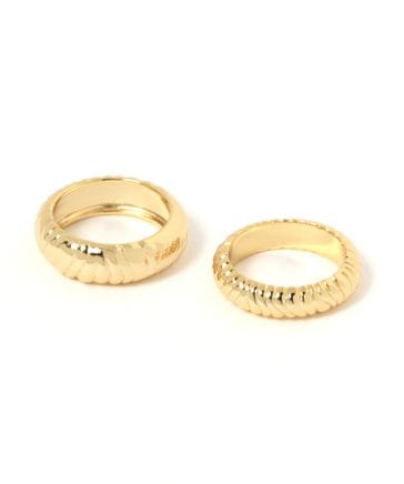 SHASHI シャシ 指輪 リング Vera Ring ゴールド Vera Ring | Gold Intertwined Ring by Shashi – SHOP SHASHI