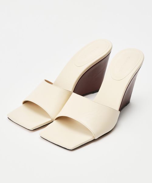 BRILL 【WANDLER】Gaia Sandal ベージュ ウィメンズグッズ_サブ ブリル 981315 and ST アンドエスティ(旧ドットエスティ) BRILL 【WANDLER】Gaia Sandal ベージュ ウィメンズグッズ_サブ ブリル 981315 and ST アンドエスティ(旧ドットエスティ)