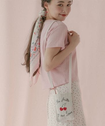 【kittychan 】 CK×KNT365 Me-Knitty Cherry | [公式]Cath Kidston（キャス キッドソン