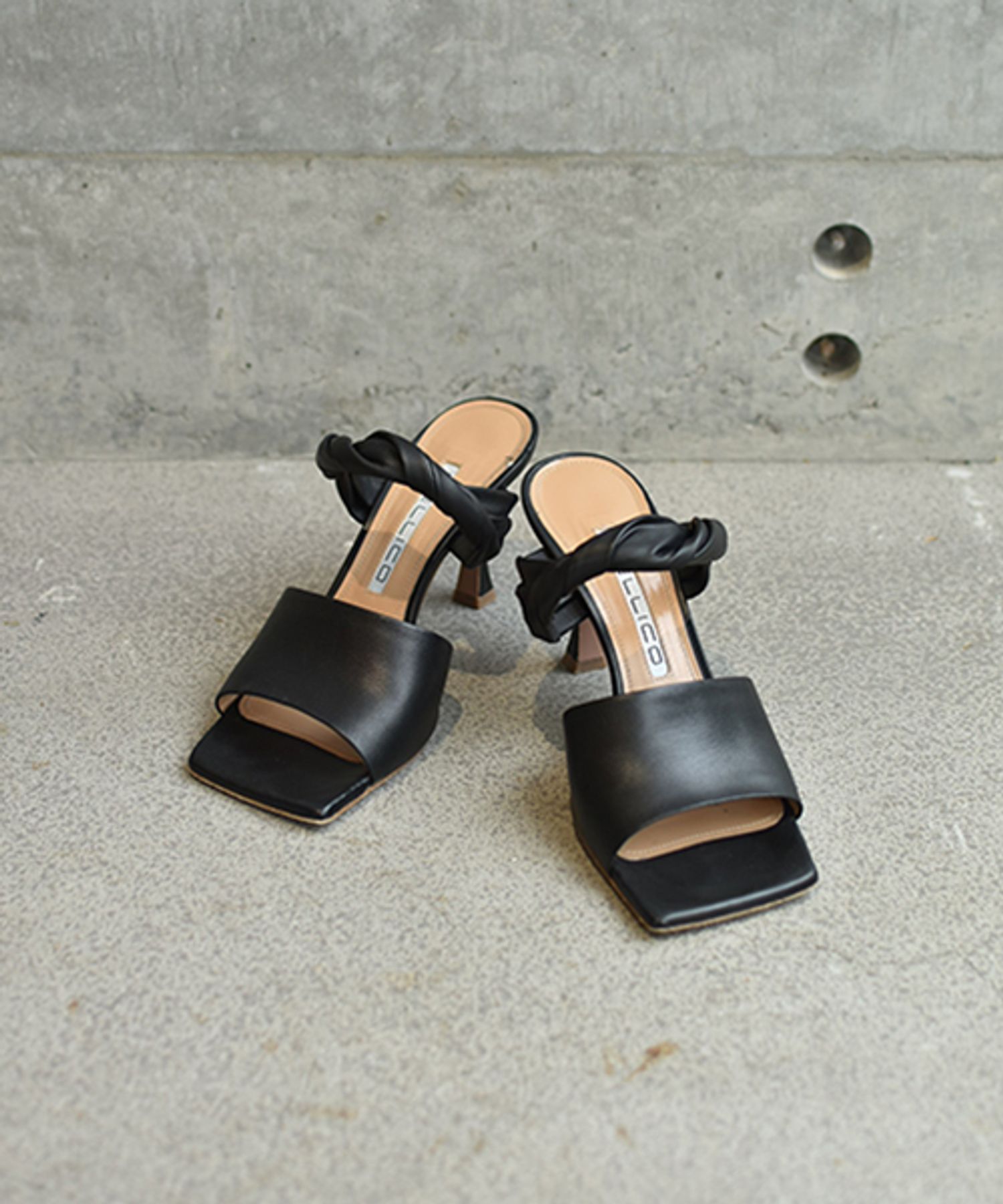 PELLICO ペリーコChaos 別注 TWIST HEEL サンダル