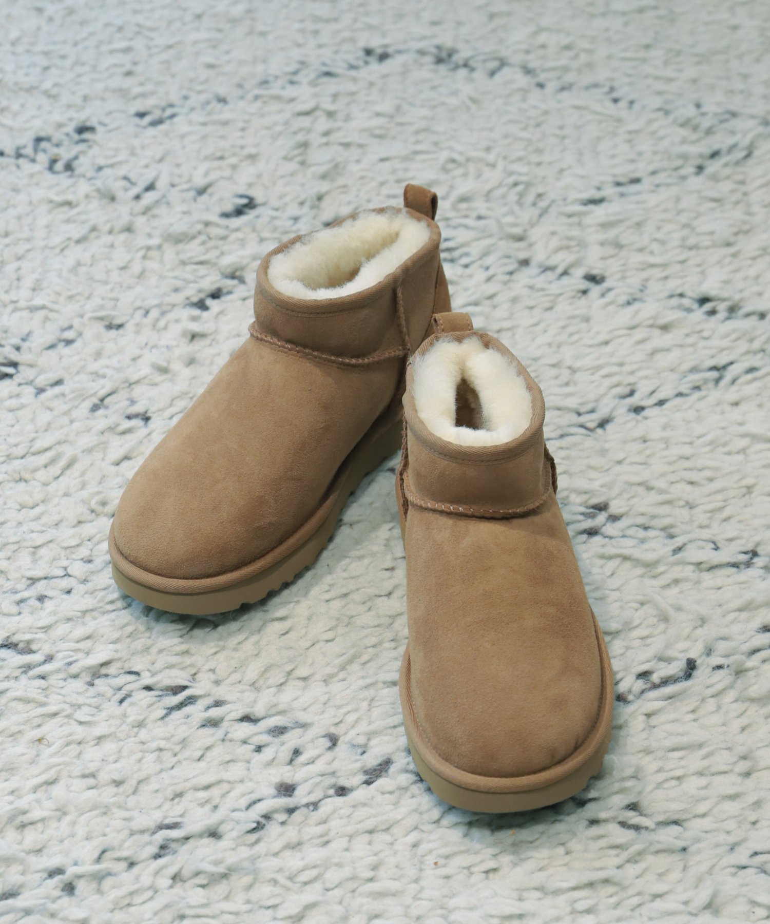 UGG】Classic Mini ムートンブーツ | [公式]カオス（Chaos）通販