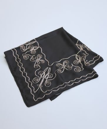 ASAUCE MELER】別注 テープエンブロイダリースカーフ | [公式]カオス