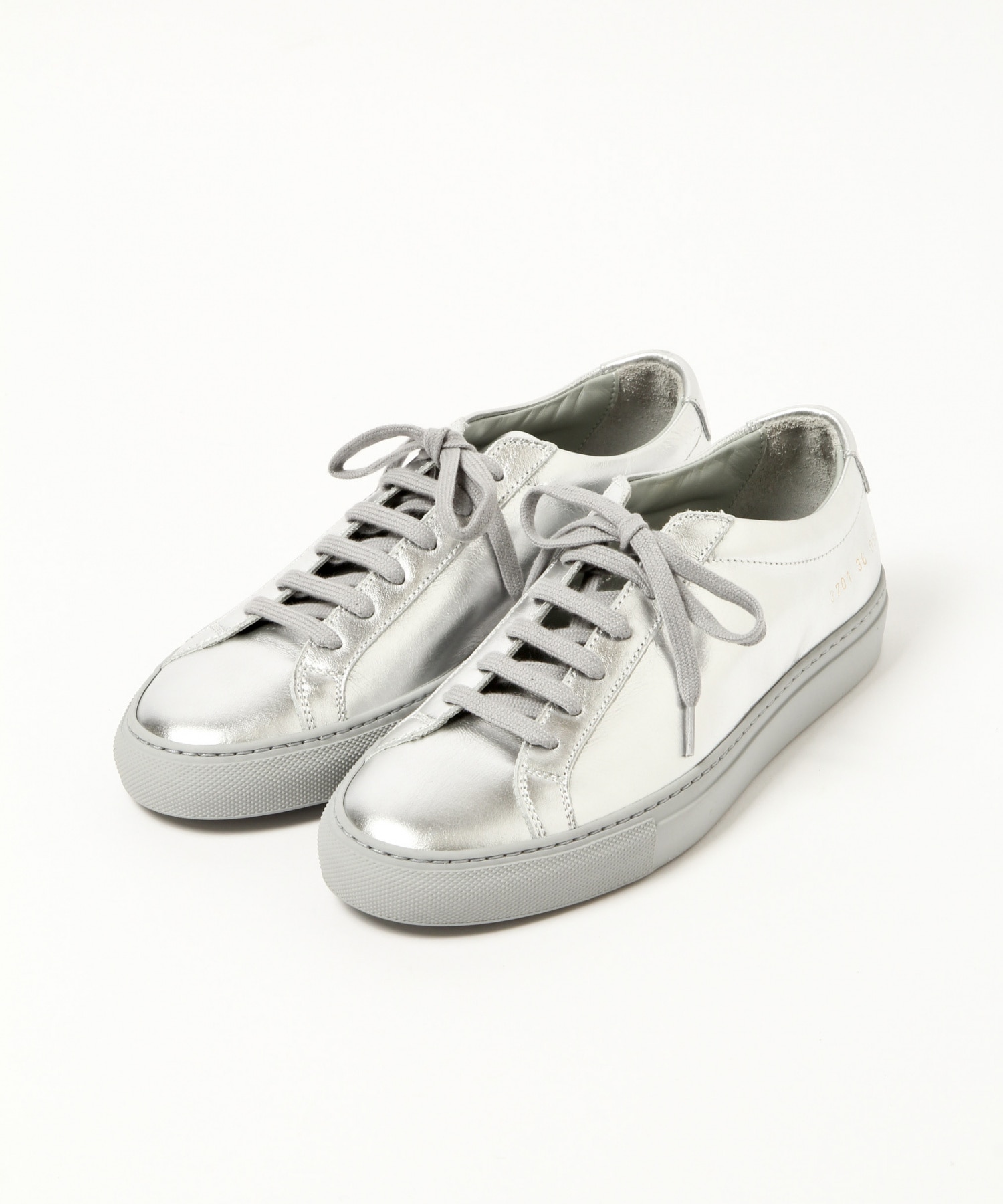 【Woman by Common Projects】シルバースニーカー | [公式]カオス
