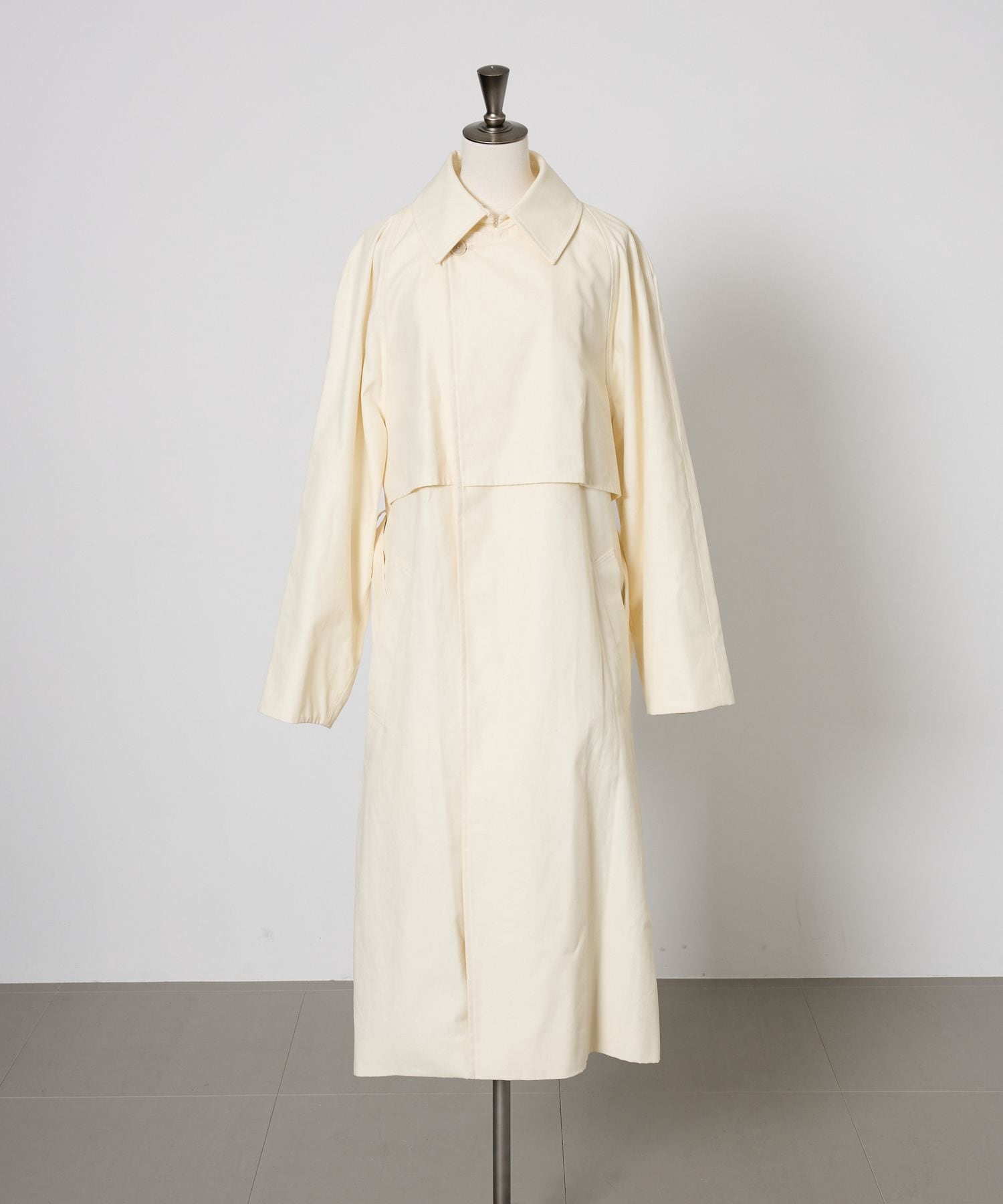 Wave of Sand 25SS KAYA Zip Up Top (Moon) | Moore powered by BASE