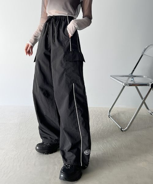 classical elf 《Javaジャバコラボ》旬なスポーティミックスが完成。配色パイピングカーゴパンツ jv1240033 ブラック XL ウィメンズボトムス_JV クラシカルエルフ 292865 and ST アンドエスティ(旧ドットエスティ) classical elf 《Javaジャバコラボ》旬なスポーティミックスが完成。配色パイピングカーゴパンツ jv1240033 ブラック XL ウィメンズボトムス_JV クラシカルエルフ 292865 and ST アンドエスティ(旧ドットエスティ)