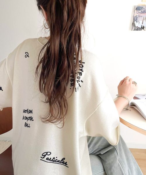 classical elf 後ろ姿までぬかりなくオシャレにキマる。ランダム刺繍裏毛ハーフスリーブTシャツce1260260 ホワイト XL ウィメンズインナー_CE クラシカルエルフ 293218 and ST アンドエスティ(旧ドットエスティ) classical elf 後ろ姿までぬかりなくオシャレにキマる。ランダム刺繍裏毛ハーフスリーブTシャツce1260260 ホワイト XL ウィメンズインナー_CE クラシカルエルフ 293218 and ST アンドエスティ(旧ドットエスティ)