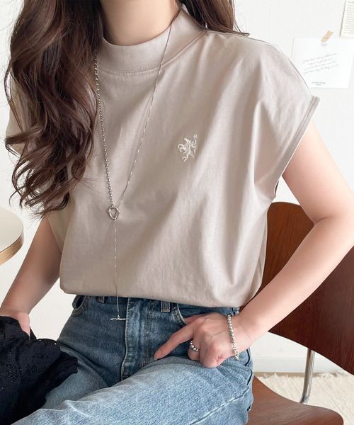 classical elf 大人女子の上品ベーシック。綿100%シルケットモックネックフレンチTシャツ(刺繍)ce1260395 グレー M ウィメンズインナー_CE クラシカルエルフ 321813 and ST アンドエスティ(旧ドットエスティ) classical elf 大人女子の上品ベーシック。綿100%シルケットモックネックフレンチTシャツ(刺繍)ce1260395 グレー M ウィメンズインナー_CE クラシカルエルフ 321813 and ST アンドエスティ(旧ドットエスティ)