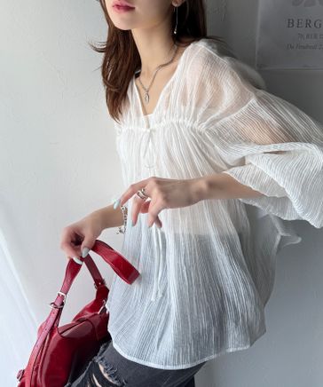 レオナール 良品 日本製 ストレッチ カンカン素材 チュニックブラウス クリーム 大人のふんわり涼しげスタイル。2wayドロストチュニック