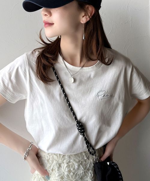 classical elf こなれ感たっぷり。オーガニックコットン100%胸元PAEAN刺繍Tシャツ(半袖)ce1260401 ホワイト L ウィメンズインナー_CE クラシカルエルフ 321884 and ST アンドエスティ(旧ドットエスティ) classical elf こなれ感たっぷり。オーガニックコットン100%胸元PAEAN刺繍Tシャツ(半袖)ce1260401 ホワイト L ウィメンズインナー_CE クラシカルエルフ 321884 and ST アンドエスティ(旧ドットエスティ)