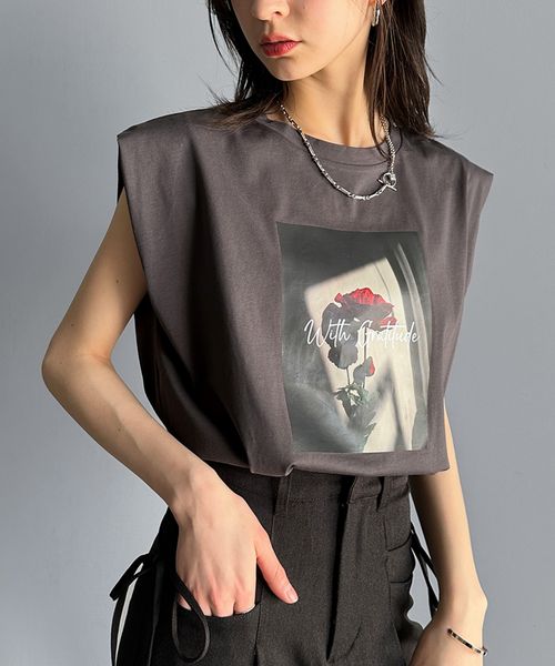 classical elf シンプルなのに着映える!お花フォトプリントシルケット加工フレンチスリーブTシャツce1020197 シルバー M ウィメンズインナー_CE クラシカルエルフ 325050 and ST アンドエスティ(旧ドットエスティ) classical elf シンプルなのに着映える!お花フォトプリントシルケット加工フレンチスリーブTシャツce1020197 シルバー M ウィメンズインナー_CE クラシカルエルフ 325050 and ST アンドエスティ(旧ドットエスティ)