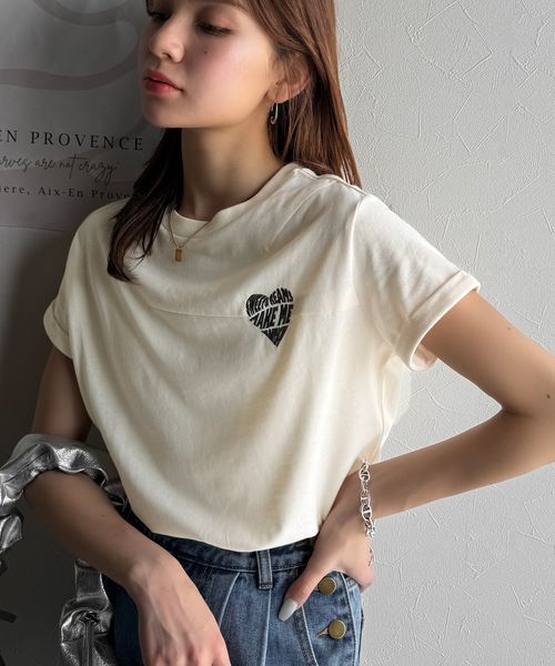 classical elf 大人のこなれたシンプルスタイル。タックデザインハート刺繍Tシャツ(半袖)ce1050287 オフホワイト M ウィメンズインナー_CE クラシカルエルフ 451631 and ST アンドエスティ(旧ドットエスティ) classical elf 大人のこなれたシンプルスタイル。タックデザインハート刺繍Tシャツ(半袖)ce1050287 オフホワイト M ウィメンズインナー_CE クラシカルエルフ 451631 and ST アンドエスティ(旧ドットエスティ)