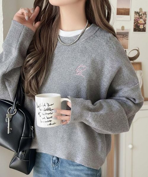 classical elf シンプルながらも洗練されたデザイン。胸刺繍スウェット見えコクーンニット(長袖)ce1260463 チャコールグレー M ウィメンズインナー_CE クラシカルエルフ 577358 and ST アンドエスティ(旧ドットエスティ) classical elf シンプルながらも洗練されたデザイン。胸刺繍スウェット見えコクーンニット(長袖)ce1260463 チャコールグレー M ウィメンズインナー_CE クラシカルエルフ 577358 and ST アンドエスティ(旧ドットエスティ)