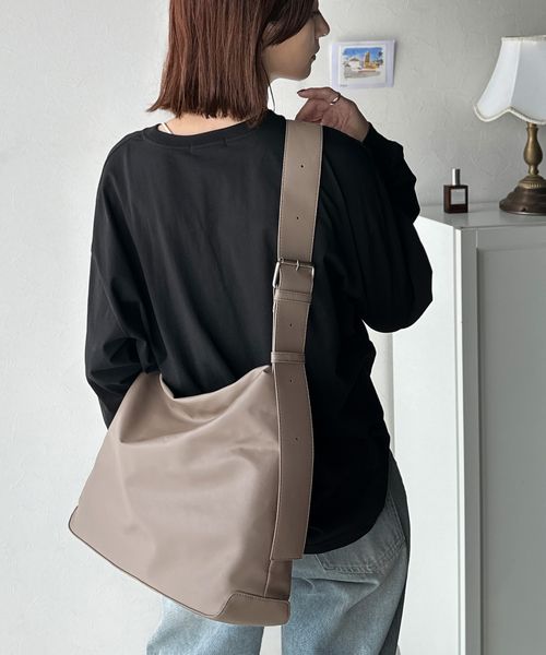 classical elf 軽やか大容量バッグ!ワイドストラップ ソフトスムースマルチウェイビッグバッグce1029166 シルバー ウィメンズグッズ_CE クラシカルエルフ 591049 and ST アンドエスティ(旧ドットエスティ) classical elf 軽やか大容量バッグ!ワイドストラップ ソフトスムースマルチウェイビッグバッグce1029166 シルバー ウィメンズグッズ_CE クラシカルエルフ 591049 and ST アンドエスティ(旧ドットエスティ)