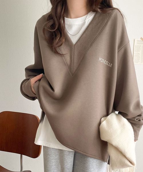 classical elf 抜け感と上品さを両立。胸刺繍Vネックダンボールニットトップス(長袖)ce1110130 ライトベージュ M ウィメンズインナー_CE クラシカルエルフ 597479 and ST アンドエスティ(旧ドットエスティ) classical elf 抜け感と上品さを両立。胸刺繍Vネックダンボールニットトップス(長袖)ce1110130 ライトベージュ M ウィメンズインナー_CE クラシカルエルフ 597479 and ST アンドエスティ(旧ドットエスティ)