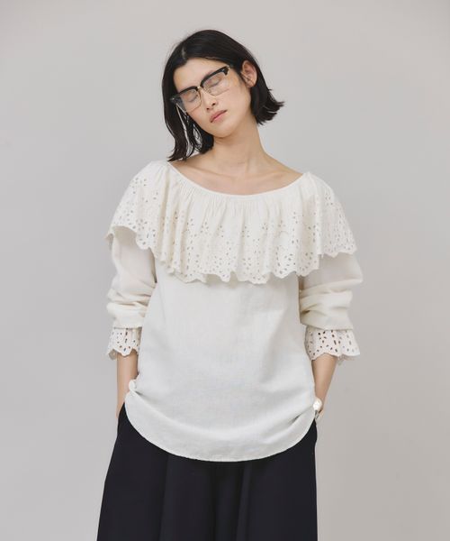 curensolgy コットンカットワークブラウス 出品1/25までCurensology コットンカットワークブラウス