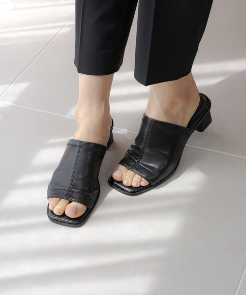 Elura ふかふかFITストレッチミュール ブラック S ウィメンズグッズ エルーラ 109284 ドットエスティ 40代 50代 60代 レディース 婦人服 通勤服 オフィスカジュアル きれいめ 低身長 小柄 二の腕 美脚 体系カバー 着痩せ 太め ぽっちゃり Elura ふかふかFITストレッチミュール ブラック S ウィメンズグッズ エルーラ 109284 ドットエスティ 40代 50代 60代 レディース 婦人服 通勤服 オフィスカジュアル きれいめ 低身長 小柄 二の腕 美脚 体系カバー 着痩せ 太め ぽっちゃり