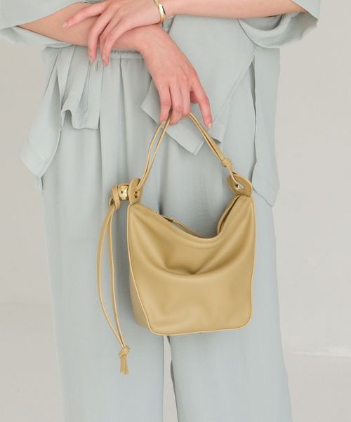 Elura Transformer bag ベージュ ウィメンズグッズ エルーラ 143817 ドットエスティ 40代 50代 60代 レディース 婦人服 通勤服 オフィスカジュアル きれいめ 低身長 小柄 二の腕 美脚 体系カバー 着痩せ 太め ぽっちゃり Elura Transformer bag ベージュ ウィメンズグッズ エルーラ 143817 ドットエスティ 40代 50代 60代 レディース 婦人服 通勤服 オフィスカジュアル きれいめ 低身長 小柄 二の腕 美脚 体系カバー 着痩せ 太め ぽっちゃり