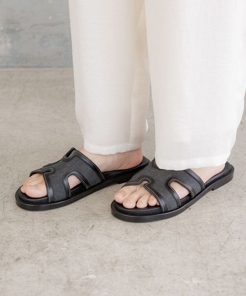 Elura MOHIフラットサンダル《一部店舗限定》 ブラック L ウィメンズグッズ エルーラ 329516 ドットエスティ 40代 50代 60代 レディース 婦人服 通勤服 オフィスカジュアル きれいめ 低身長 小柄 二の腕 美脚 体系カバー 着痩せ 太め ぽっちゃり Elura MOHIフラットサンダル《一部店舗限定》 ブラック L ウィメンズグッズ エルーラ 329516 ドットエスティ 40代 50代 60代 レディース 婦人服 通勤服 オフィスカジュアル きれいめ 低身長 小柄 二の腕 美脚 体系カバー 着痩せ 太め ぽっちゃり